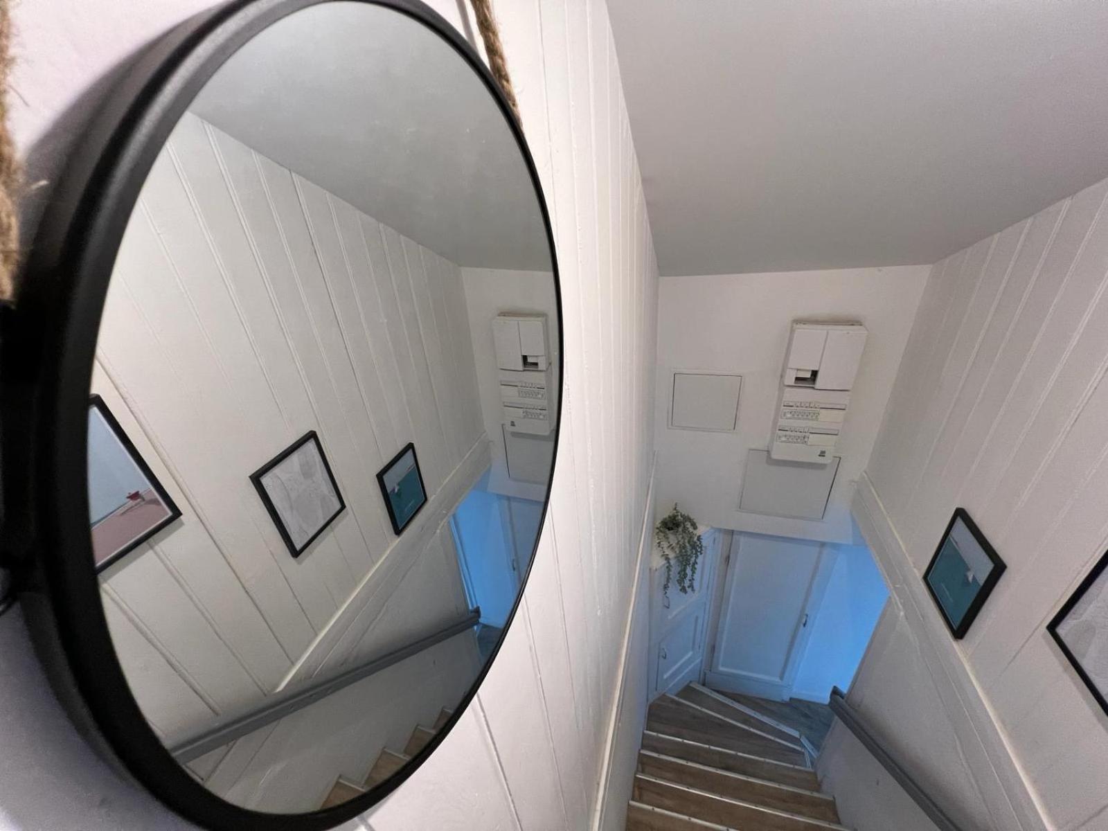 Proche Chateau - Calme, Confortable, Equipe Apartment Fougeres